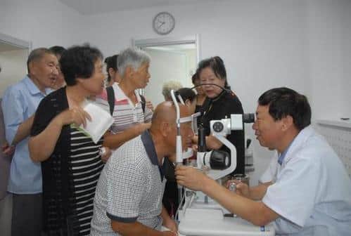 轻度弱视案例-适当玩游戏促进眼睛视力发育