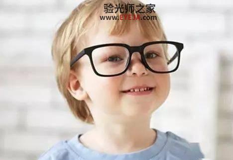 验光配镜丨配镜后视力到0.8还是1.0合适?丨验光配镜