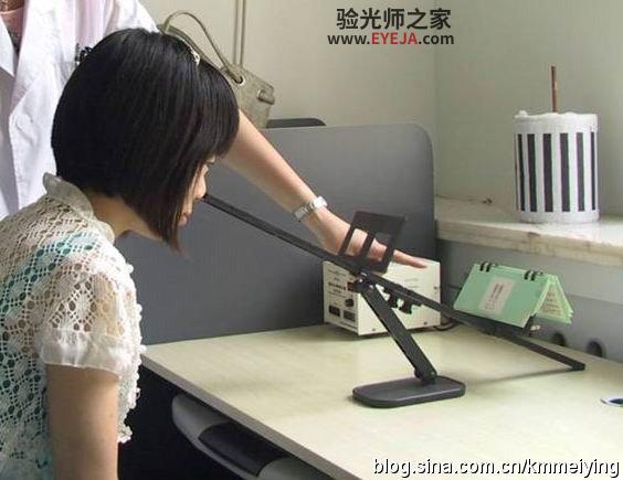 裂隙尺的使用方法